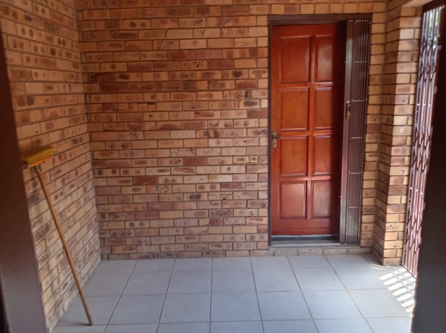 2 Bedroom Property for Sale in Jouberton North West